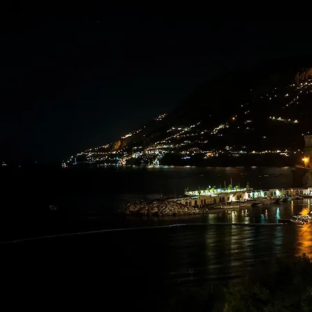 Santa Tecla *